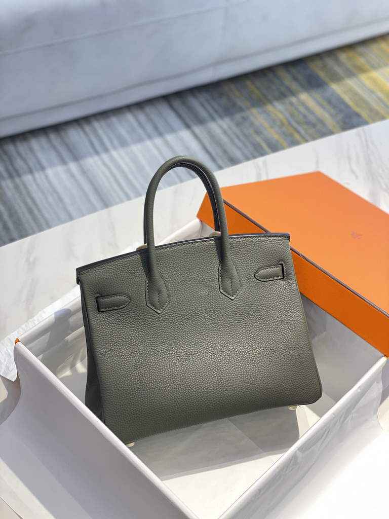 Hermès Birkin 30cm Green Togo Gold Hardware