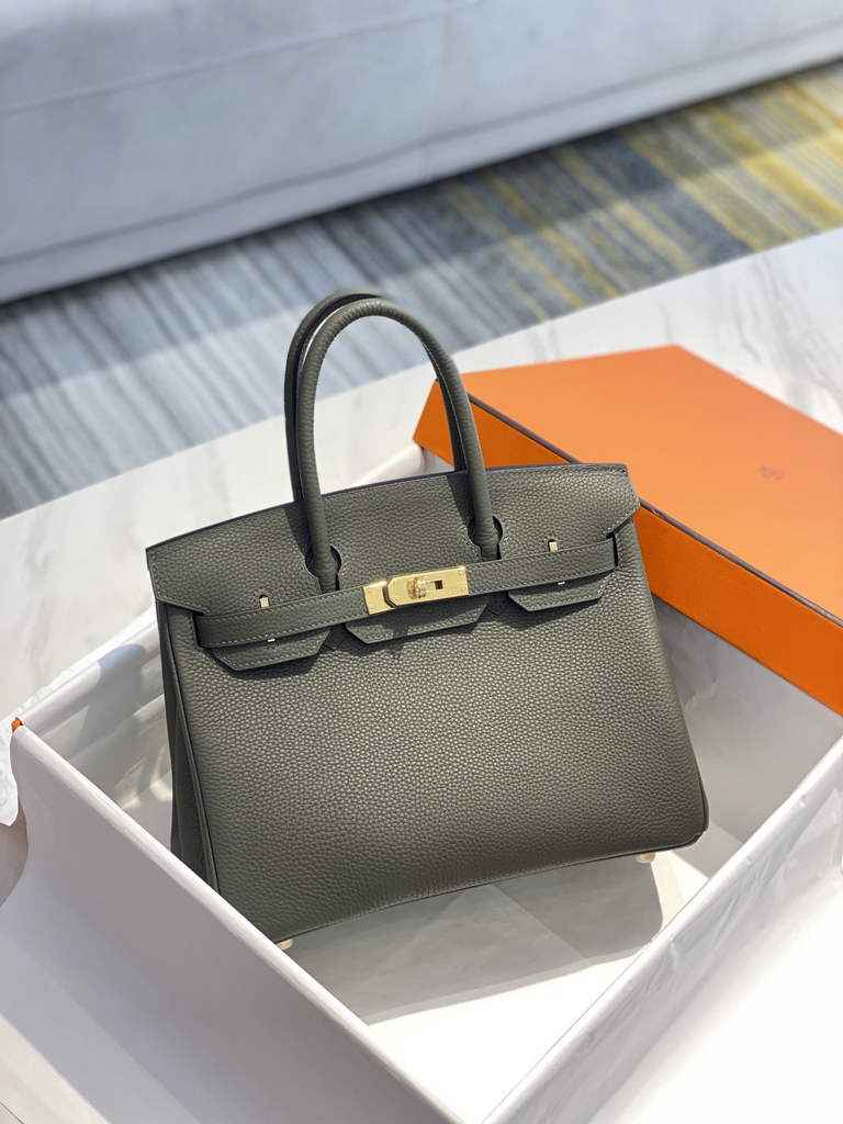 Hermès Birkin 30cm Green Togo Gold Hardware