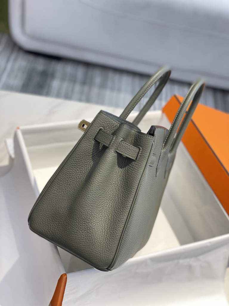 Hermès Birkin 30cm Green Togo Gold Hardware