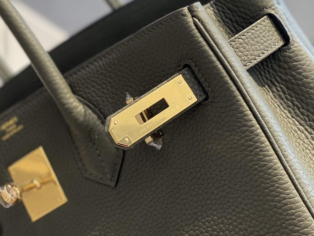 Hermès Birkin 30cm Green Togo Gold Hardware