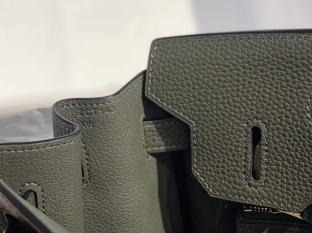 Hermès Birkin 30cm Green Togo Gold Hardware