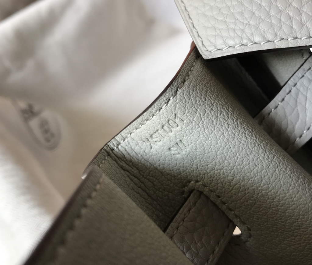 Hermès Birkin 30cm Light gray Togo Gold Hardware