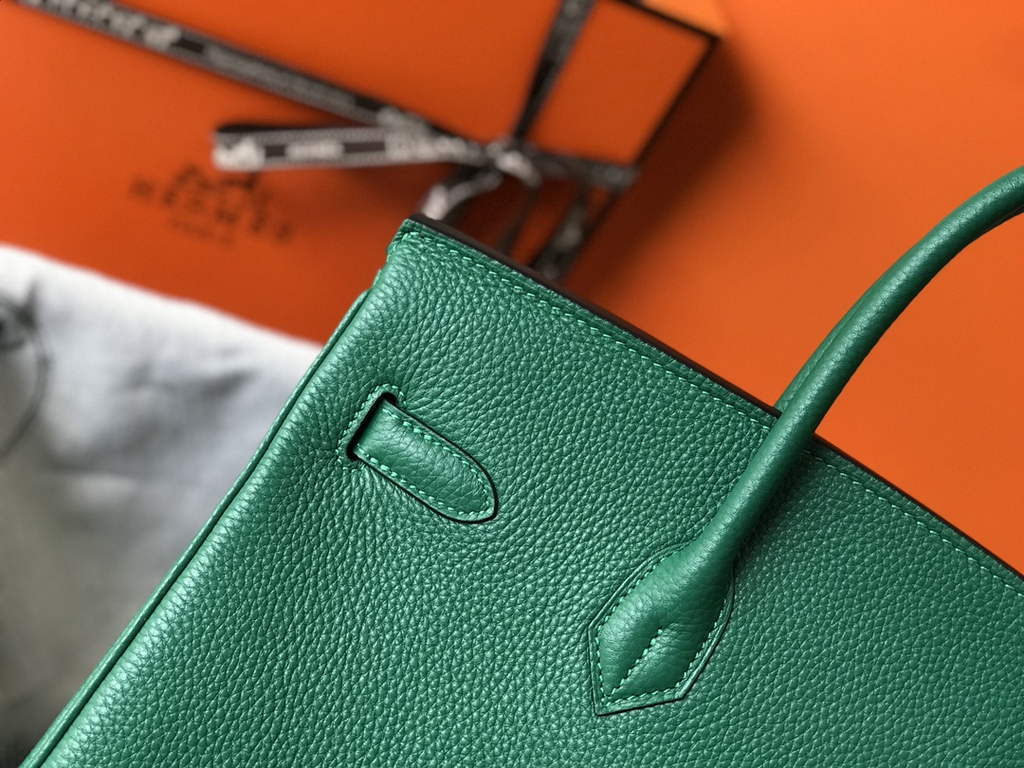 Hermès Birkin 30cm Green Togo Gold Hardware