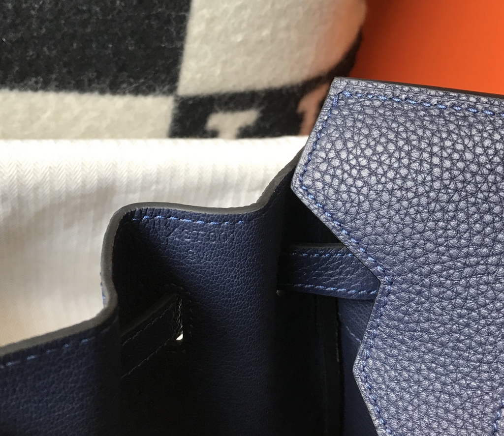 Hermès Birkin 30cm navy blueTogo gold Hardware