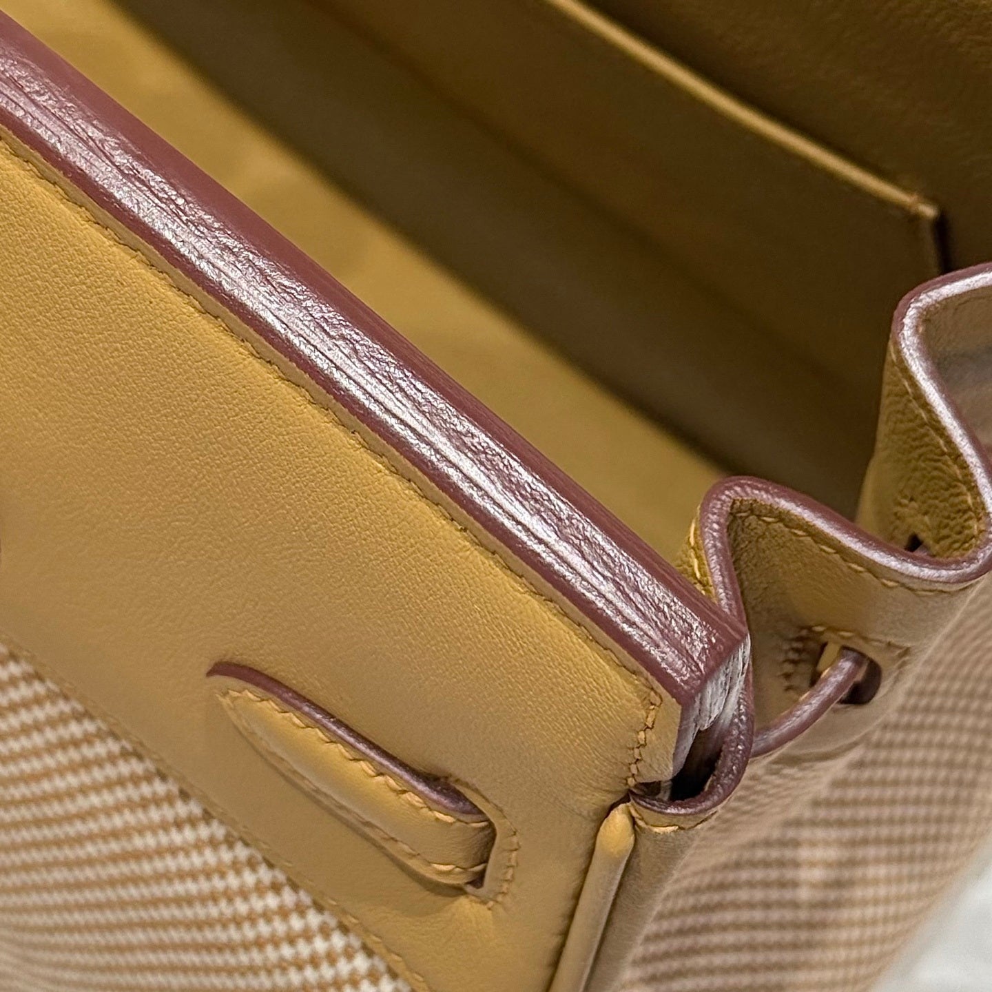 Hermès Birkin Bag 25cm Gold Hardware Apricot Swift Leather Canvas