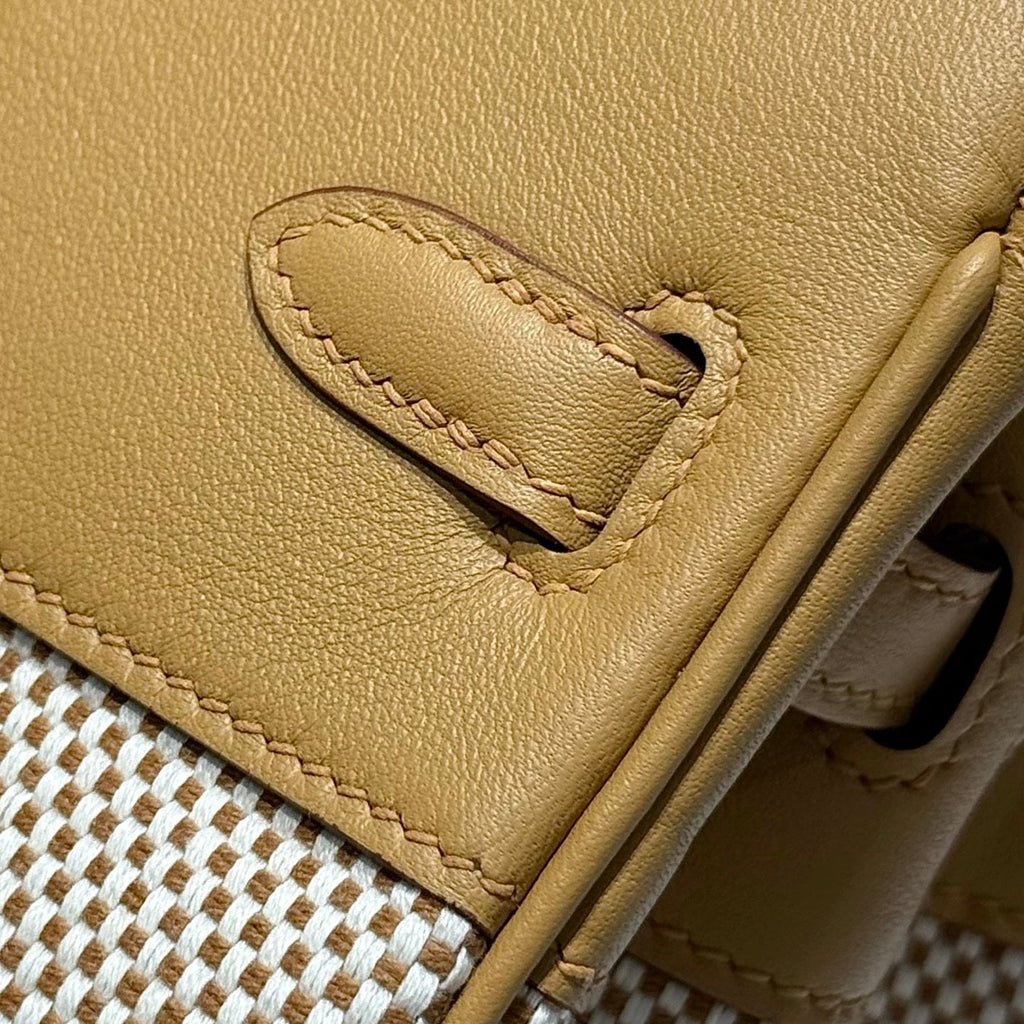 Hermès Birkin Bag 25cm Gold Hardware Apricot Swift Leather Canvas