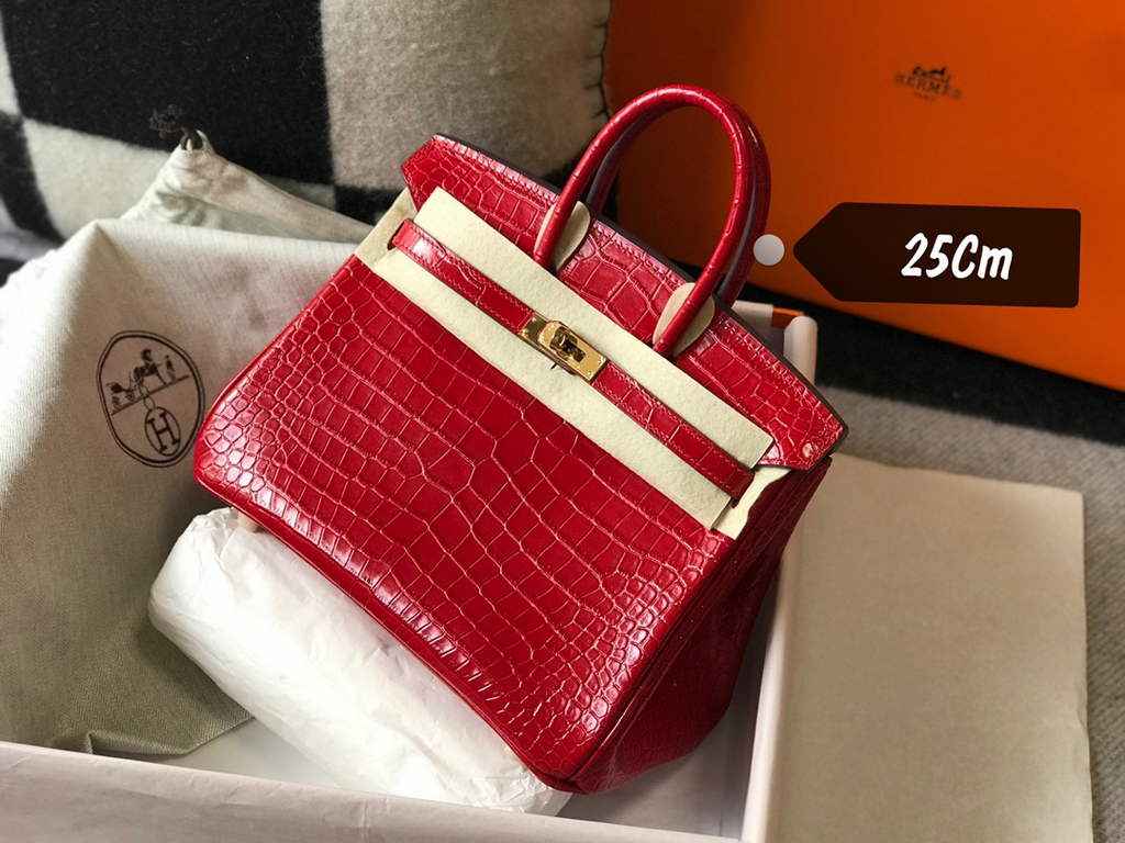 Hermès Birkin Bag 30cm Red Crocodile Leather Gold Hardware