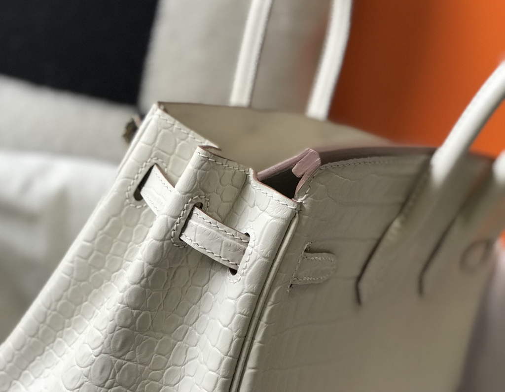Hermès Birkin Bag 30cm White Crocodile Leather Gold Hardware
