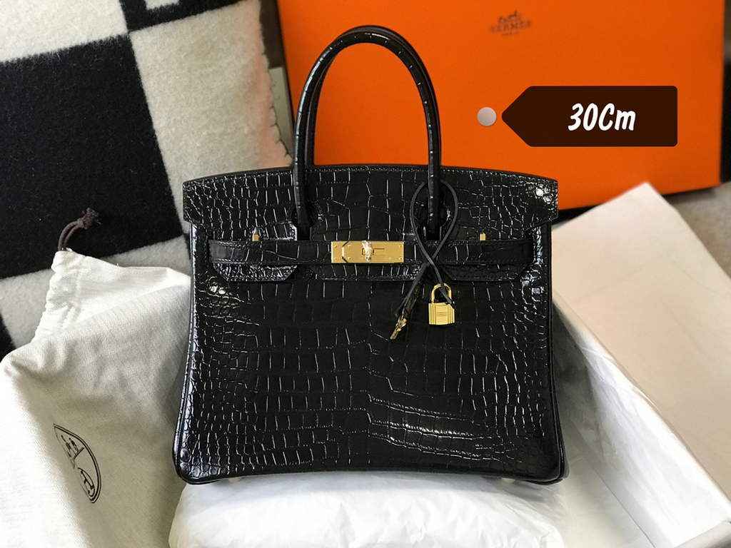 Hermès Birkin Bag 30cm Black Crocodile Leather Gold Hardware