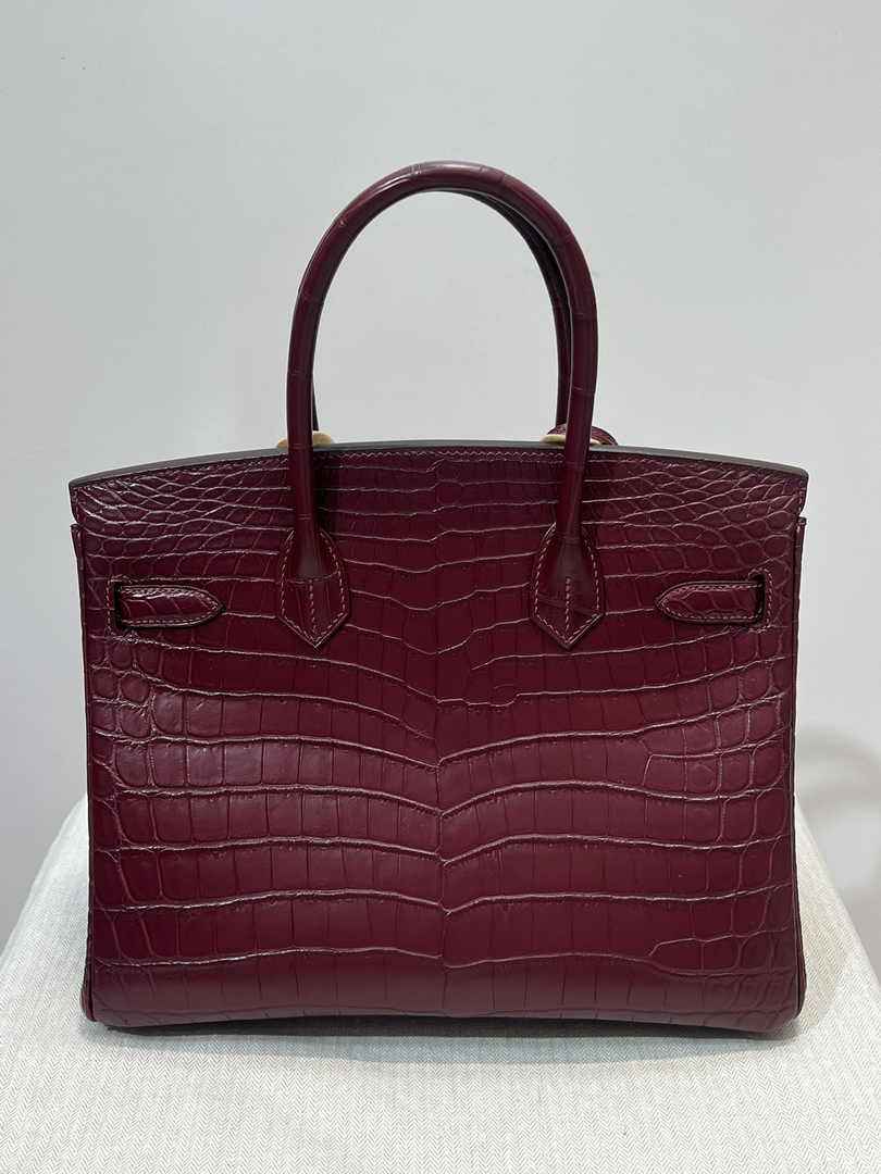 Hermès Birkin Bag 30cm Wine Red Crocodile Leather Gold Hardware H8888