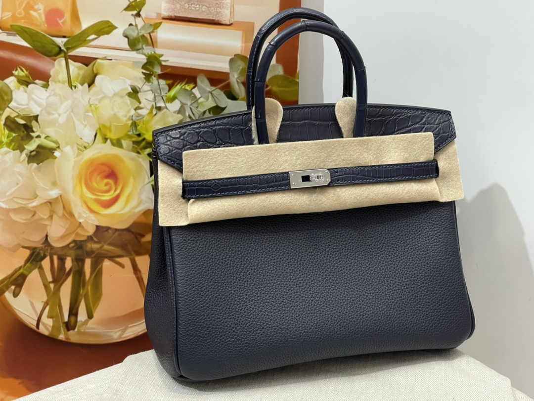 Hermès Birkin Bag Black Crocodile Togo Silver Hardware H8601