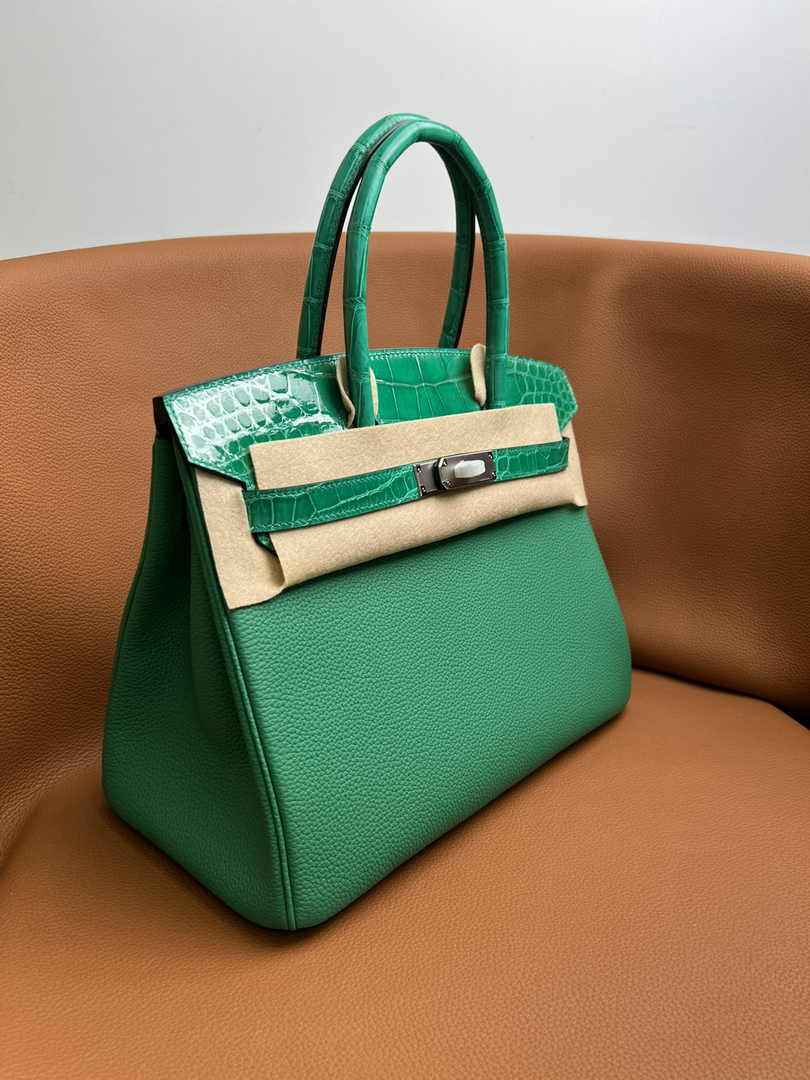 Hermès Birkin Bag Green Crocodile Togo Gold Hardware H8602