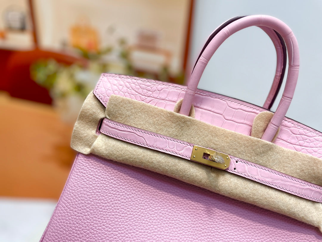 Hermès Birkin Bag Pink Crocodile Togo Gold Hardware H8611