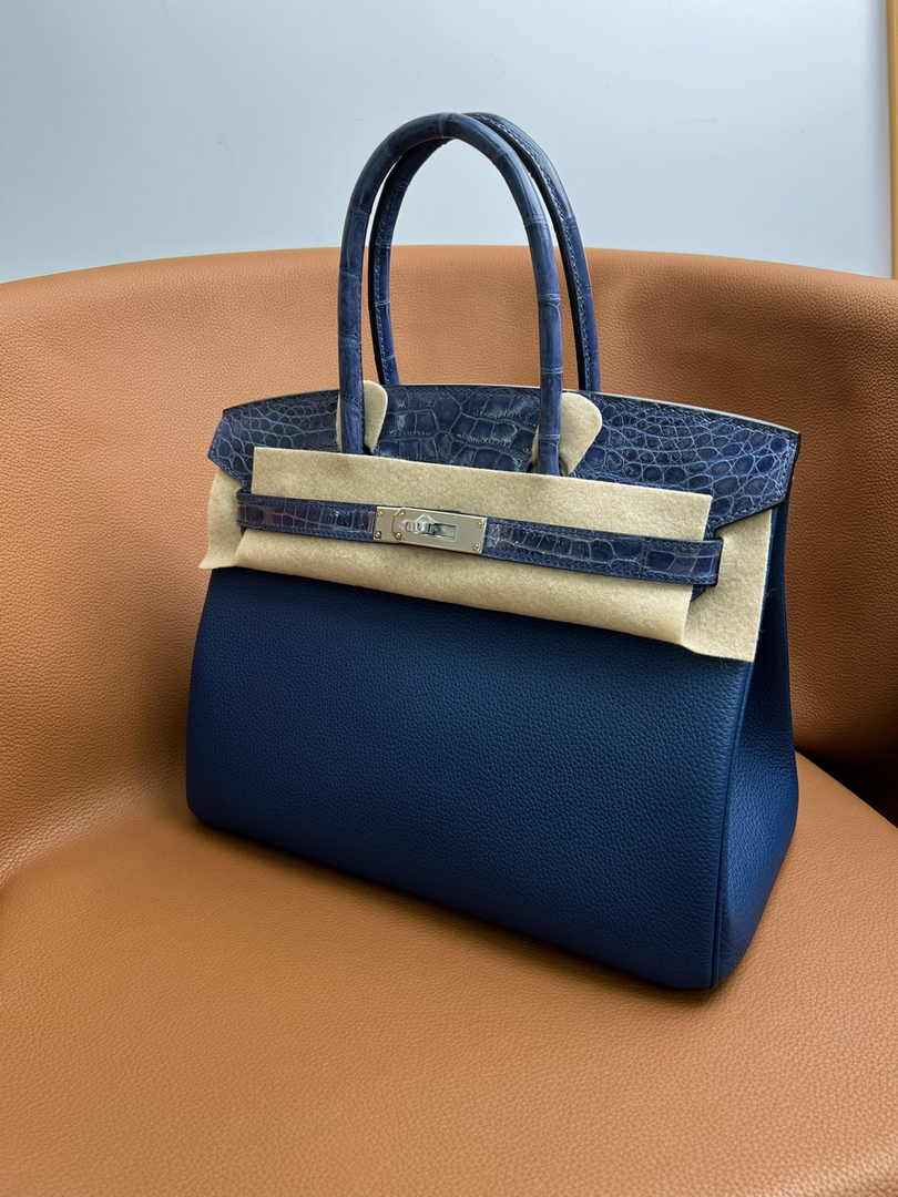 Hermès Birkin Bag Navy Blue Crocodile Togo Gold Hardware H8605