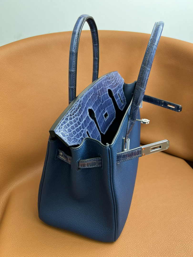 Hermès Birkin Bag Navy Blue Crocodile Togo Gold Hardware H8605