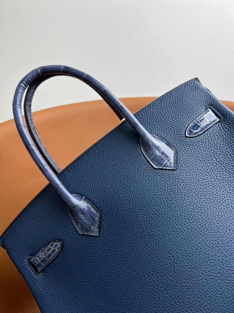 Hermès Birkin Bag Navy Blue Crocodile Togo Gold Hardware H8605