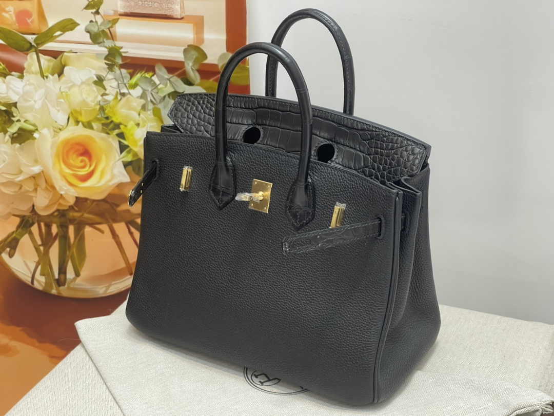 Hermès Birkin Bag Black Crocodile Togo Gold Hardware H8600