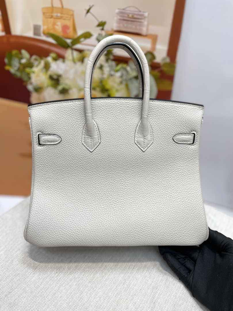 Hermès Birkin Bag Beige Crocodile Togo Gold Hardware H8606