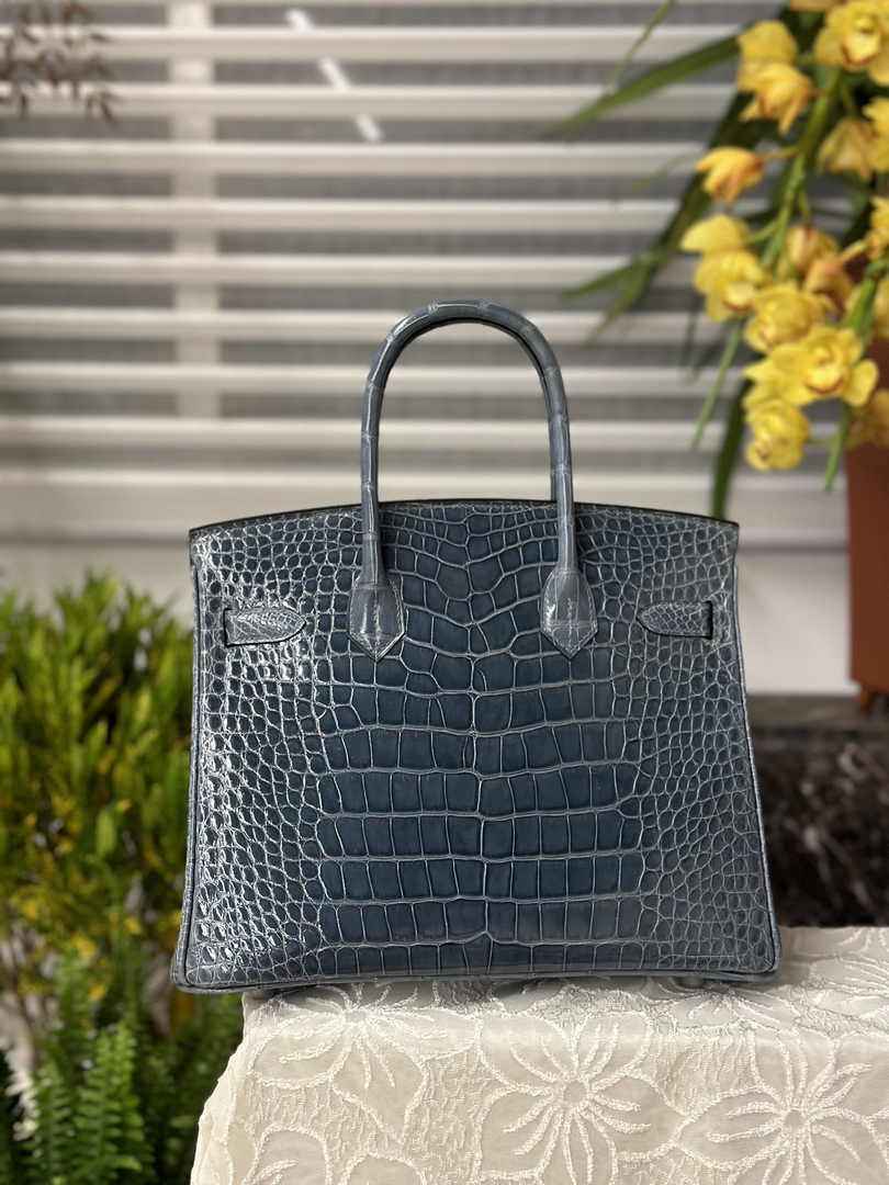 Hermès Birkin Bag 30cm Blue Crocodile Leather Silver Hardware H6881