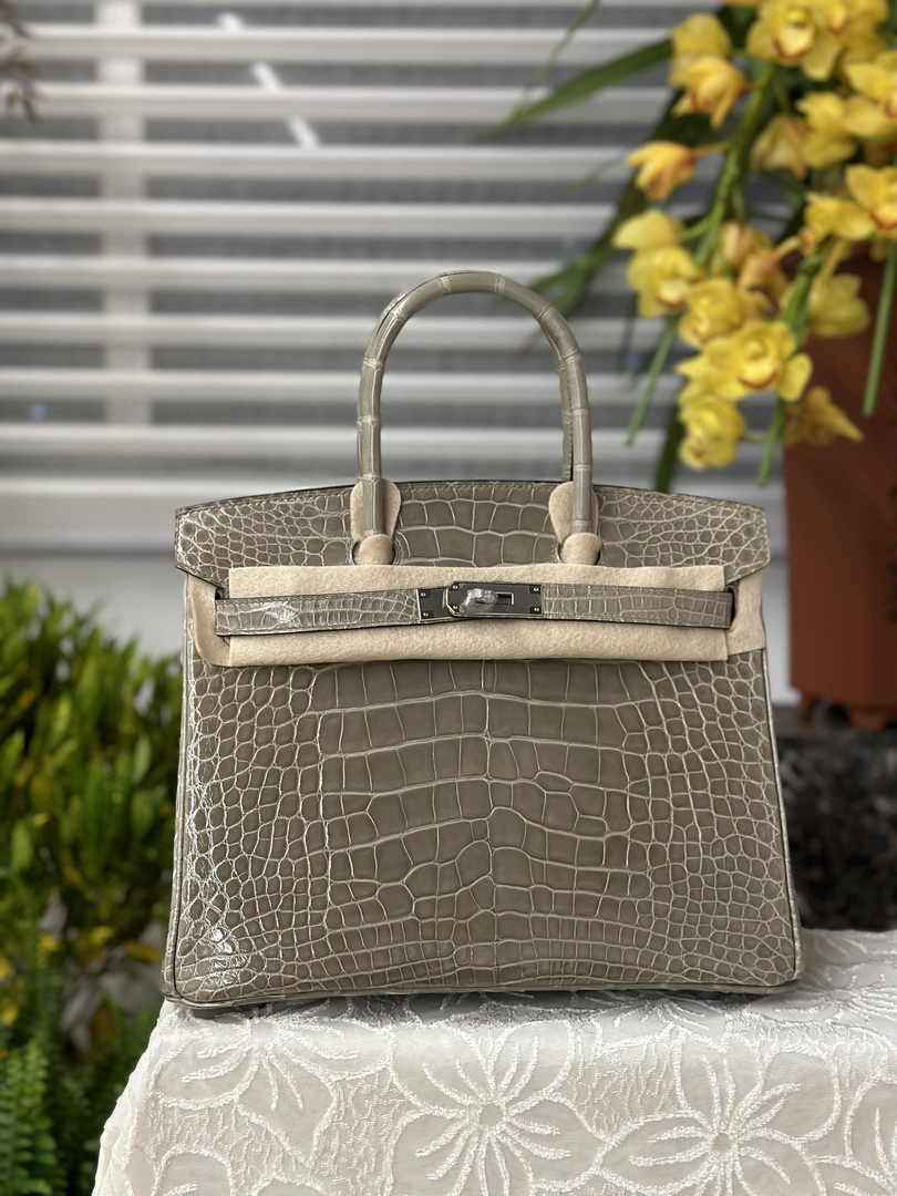 Hermès Birkin Bag 30cm Gray Crocodile Leather Silver Hardware H6883