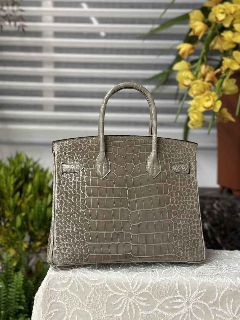 Hermès Birkin Bag 30cm Gray Crocodile Leather Silver Hardware H6883