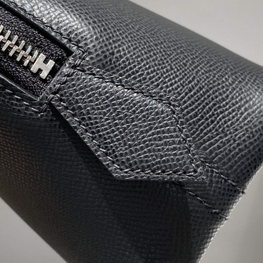 Hermes Bolide 1923 Bag 25 in Black Epsom Calfskin Silver Hardware