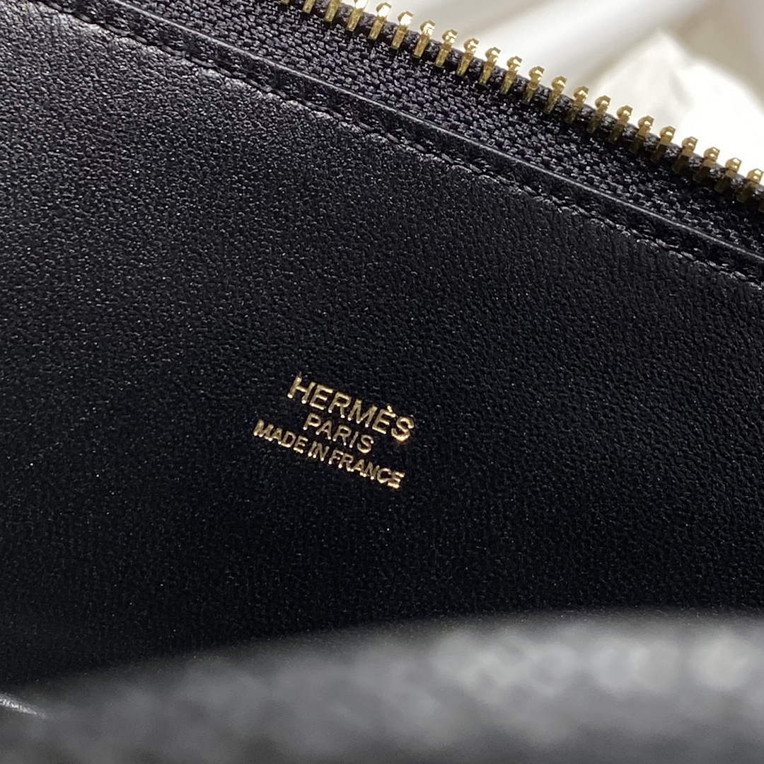 Hermes Bolide 1923 Bag 25 in Black Epsom Calfskin Gold Hardware