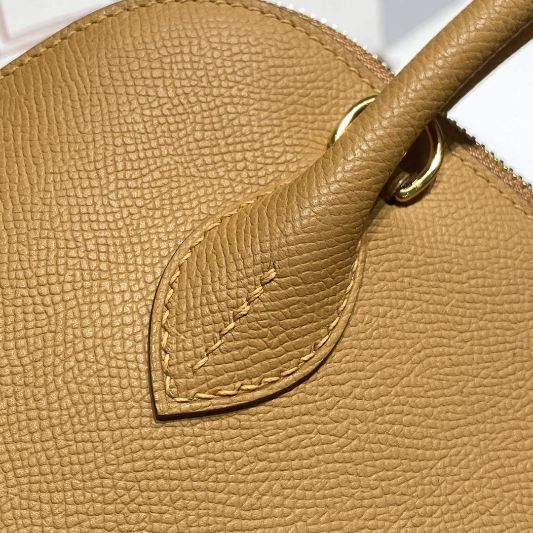 Hermes Bolide 1923 Bag 25 in Tan Epsom Calfskin Gold Hardware