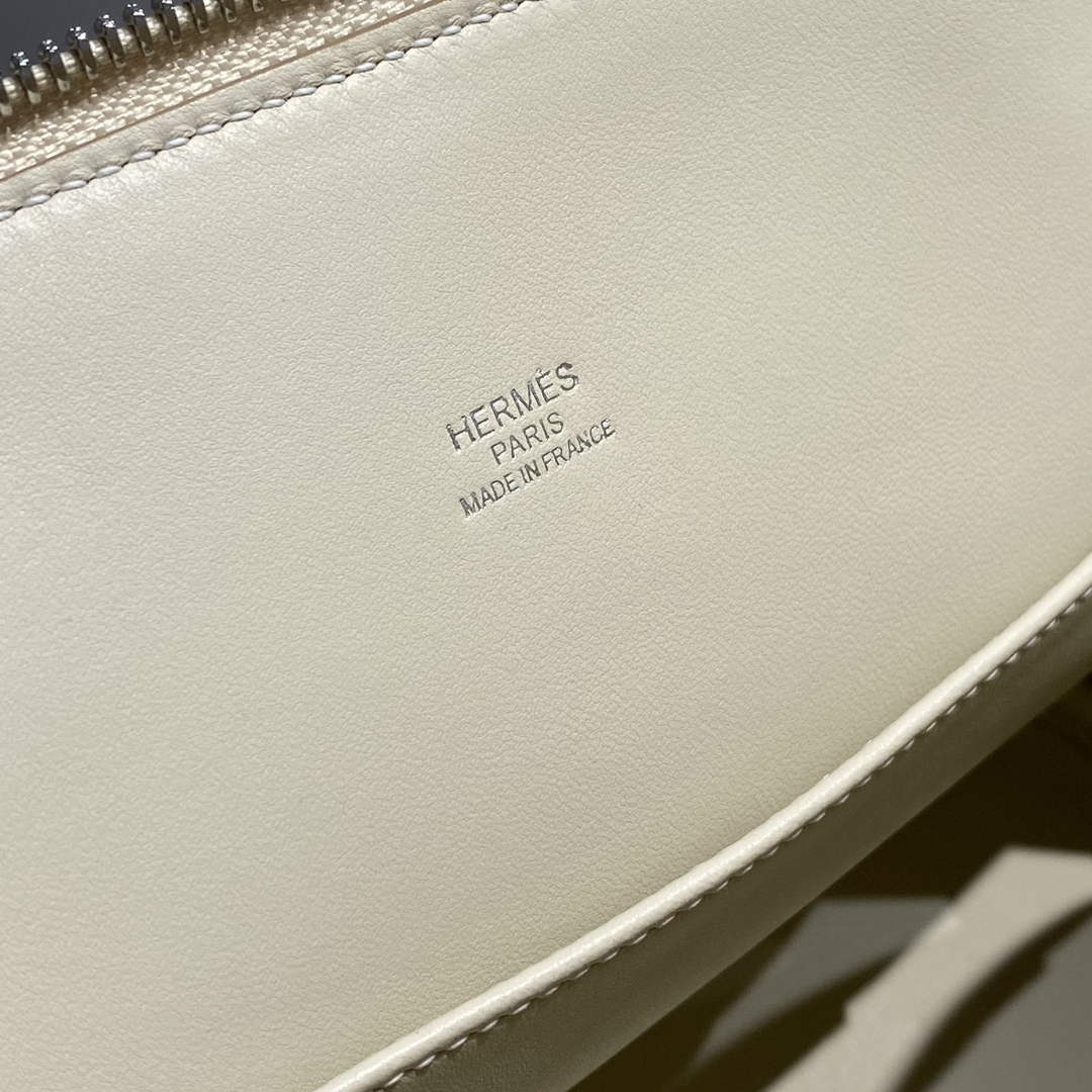 Hermes Bolide 1923 Bag 25 in Beige Epsom Calfskin Silver Hardware