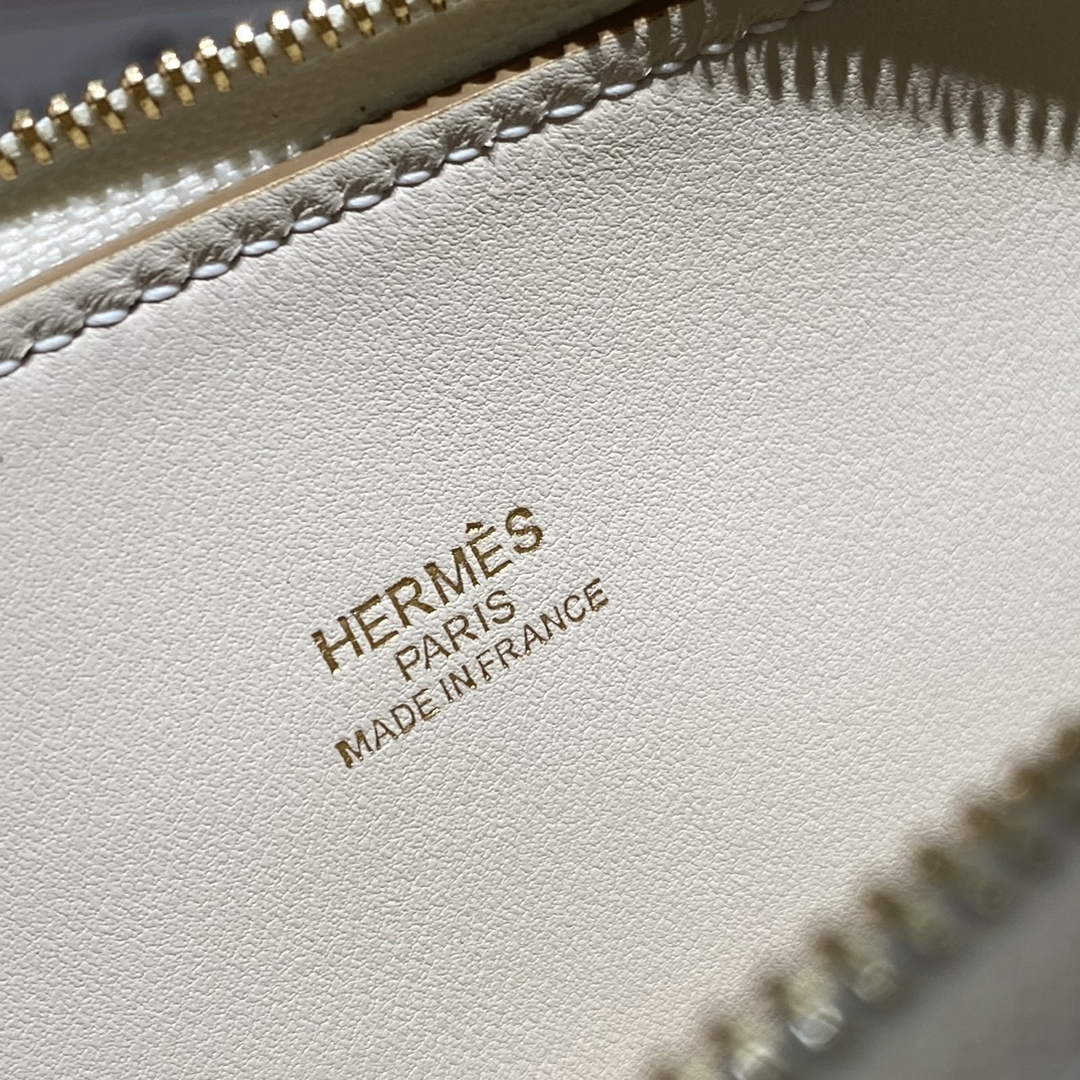 Hermes Bolide 1923 Mini Bag in Beige Evercolor Calfskin Gold Hardware