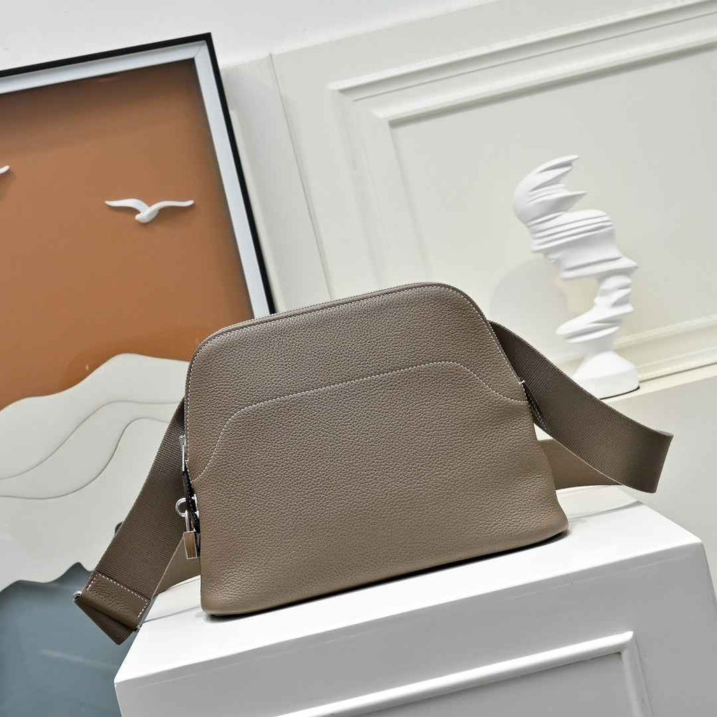 Hermes Bolide Messenger bag in Togo calfskin Light Gray