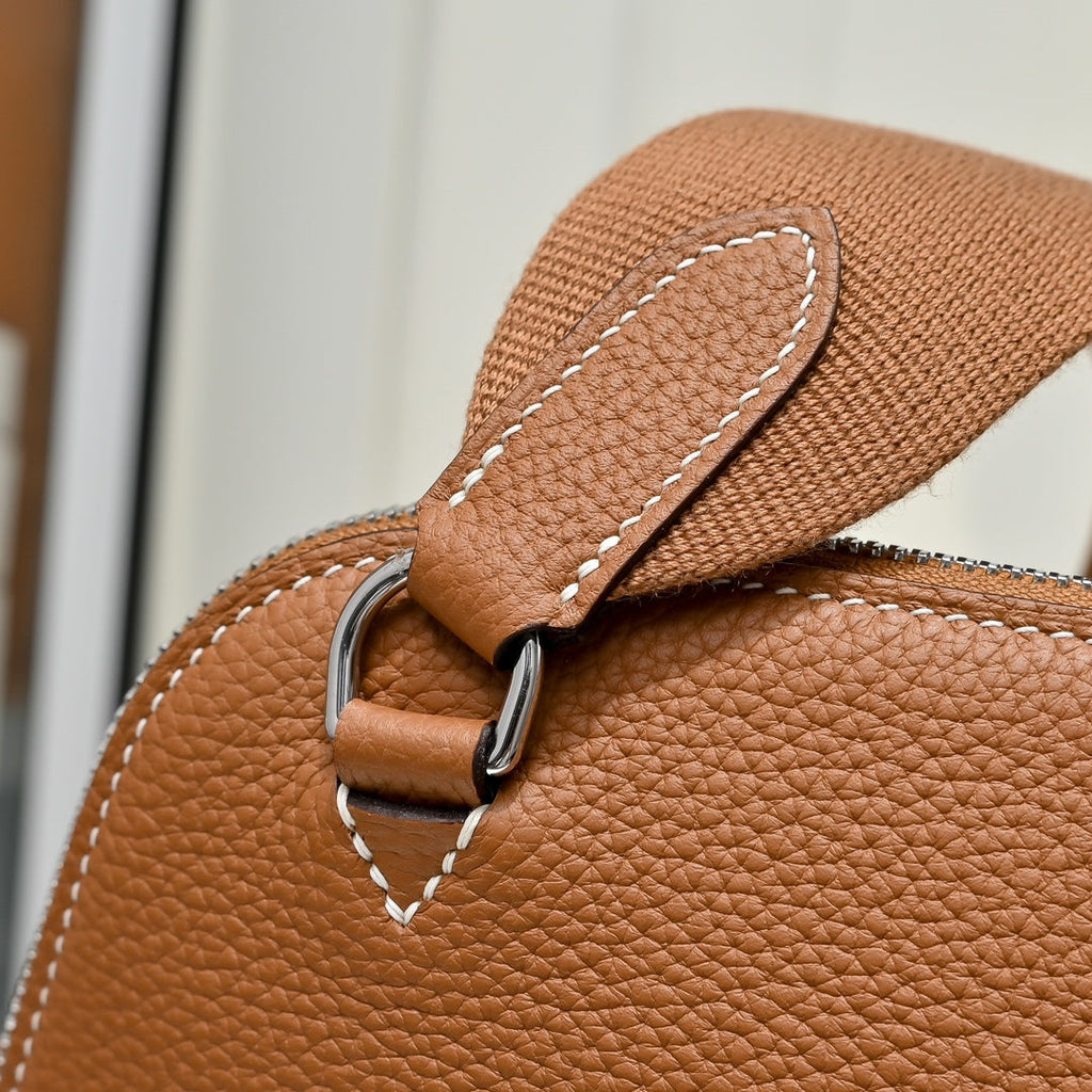 Hermes Bolide Messenger bag in Togo calfskin Brown
