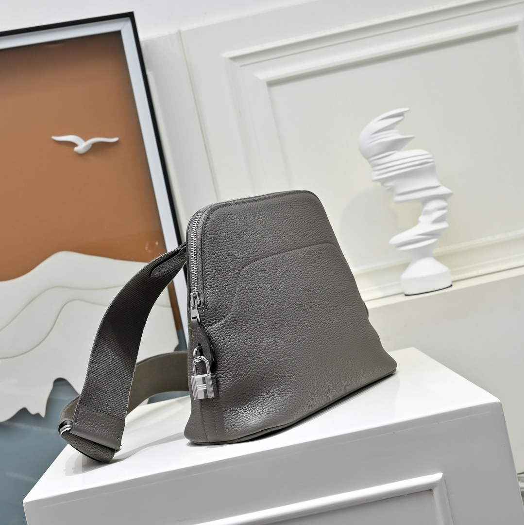 Hermes Bolide Messenger bag in Togo calfskin Gray