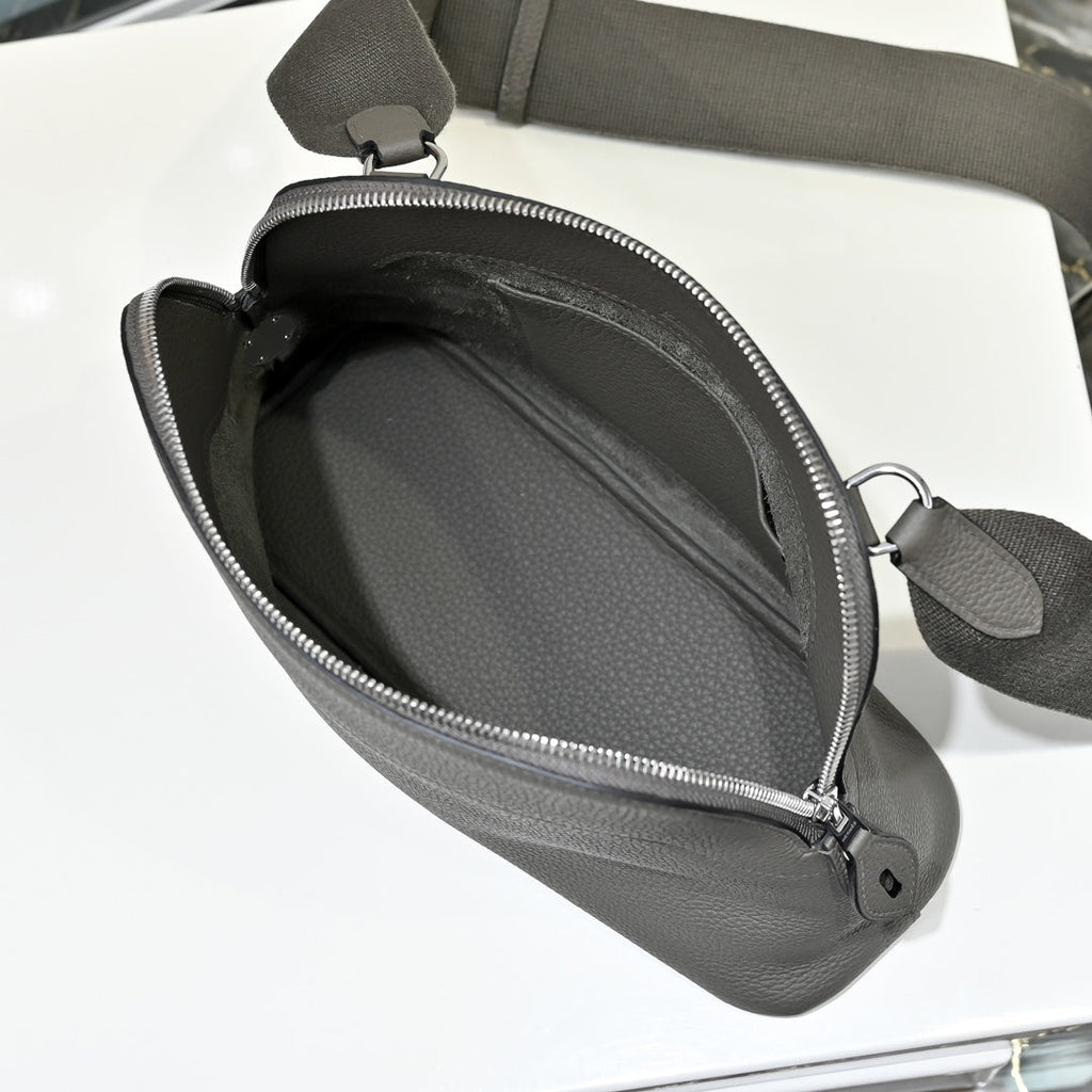 Hermes Bolide Messenger bag in Togo calfskin Gray
