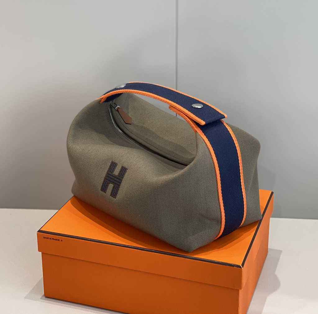 Hermes Bride-a-Brac Cases H103223M13