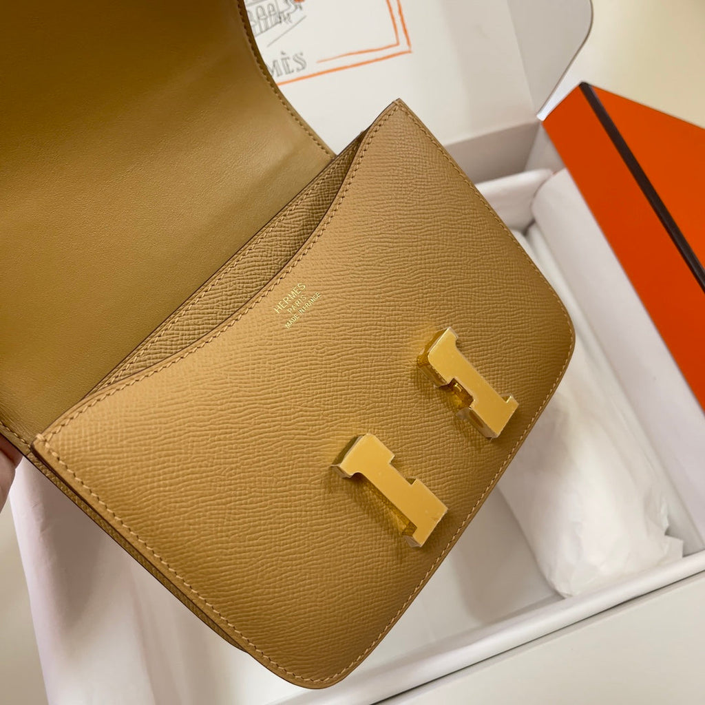 Hermes Constance Bag Epsom Tan Leather Gold H2552