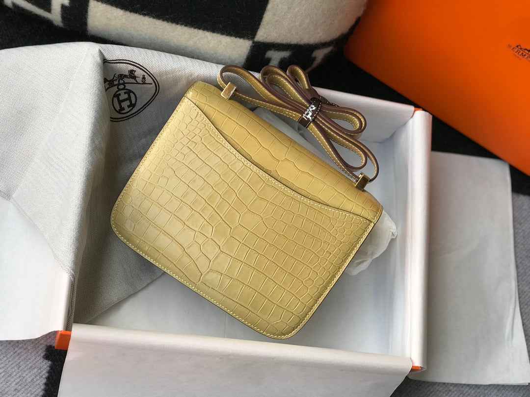 Hermes Constance Bag Apricot Crocodile Leather Gold H2808