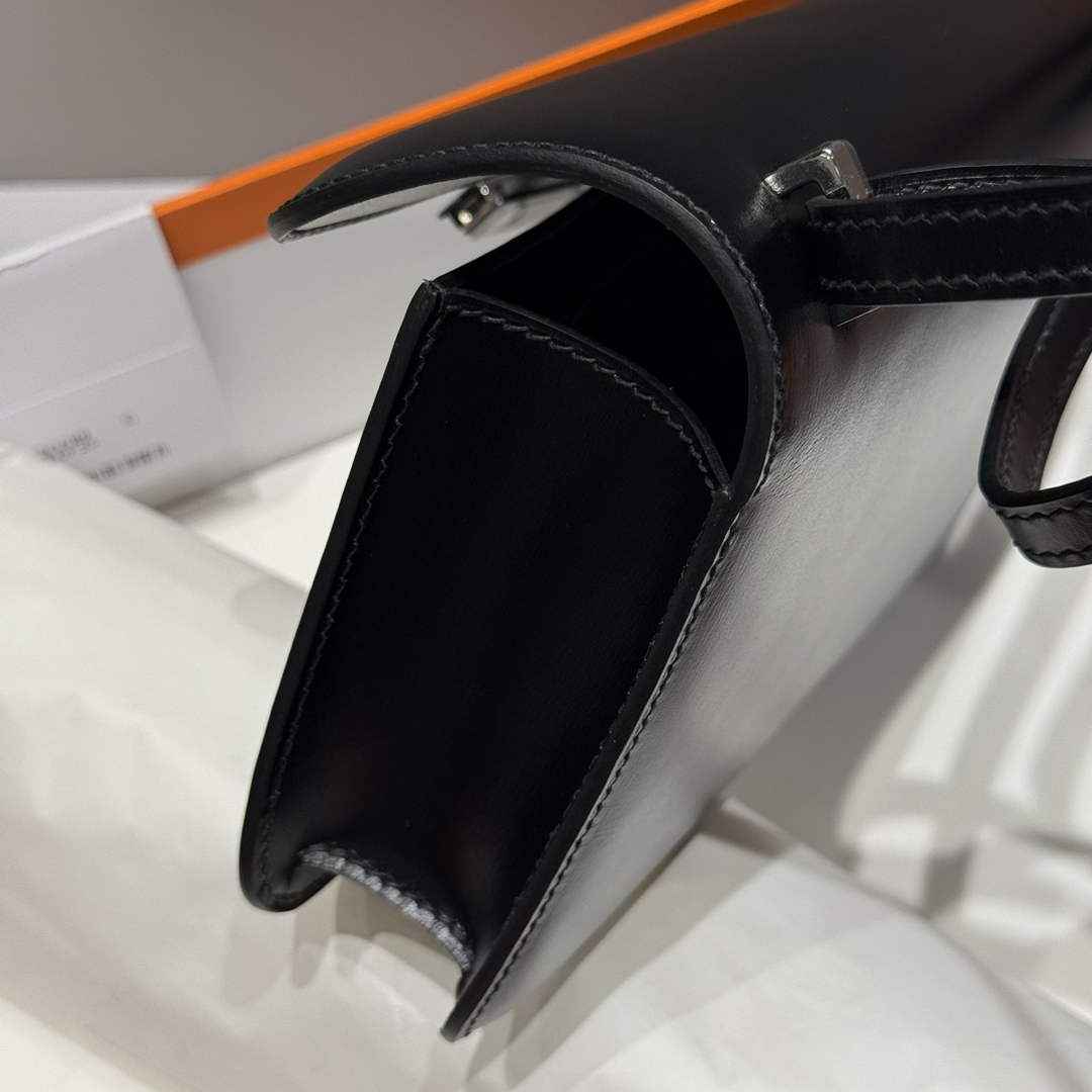 Hermes Constance Box Leather bag 24cm Black Silver H082680