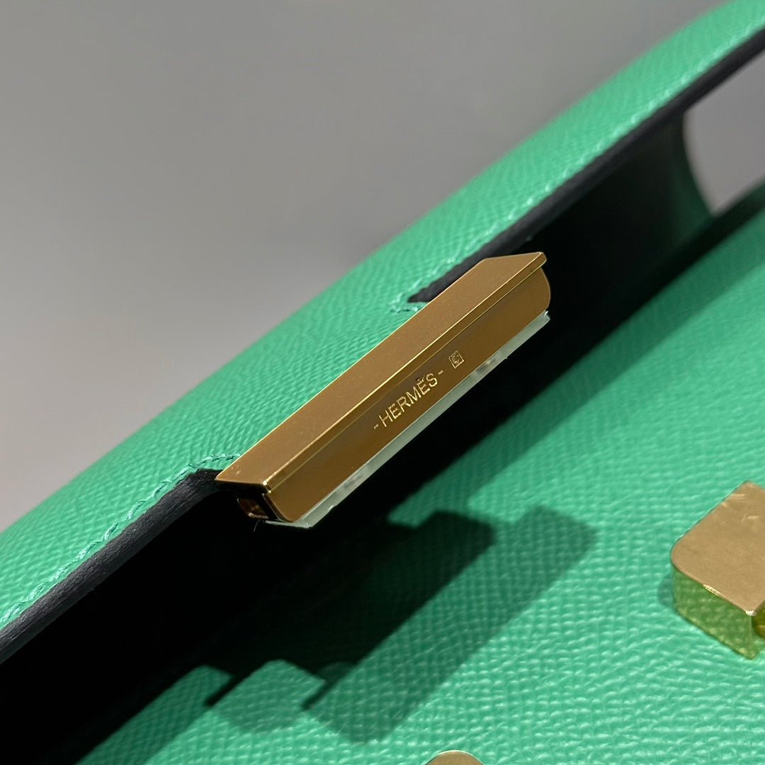 Hermes Constance Box Epsom Leather Green Gold H082697