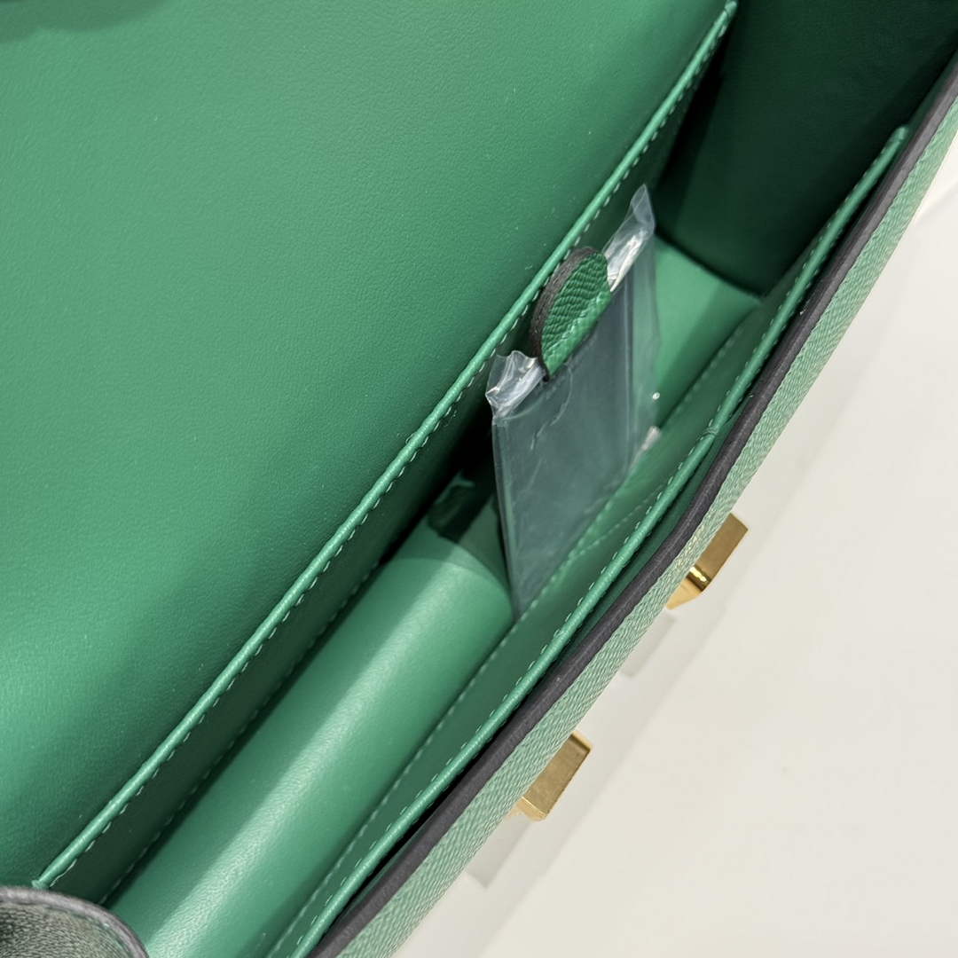 Hermes Constance Box Epsom Leather Green Gold H082697