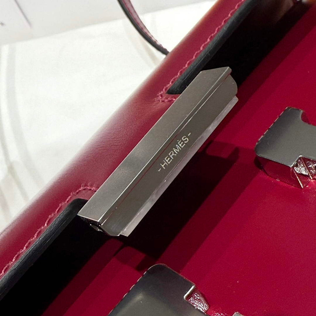 Hermes Constance Box Leather bag 24cm Red Silver H082682