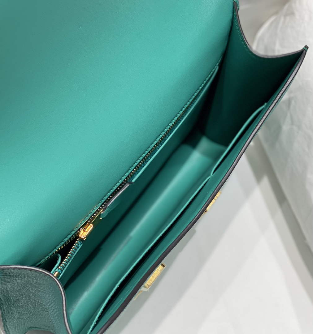 Hermes Constance 23 Box Epsom Leather Green Gold H082802
