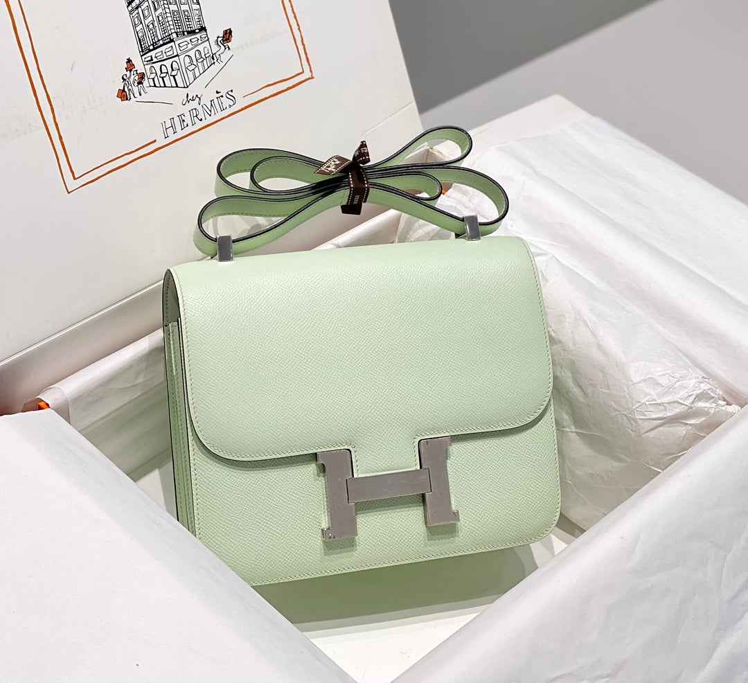 Hermes Constance 23 Box Epsom Leather Light Green Silver H082904