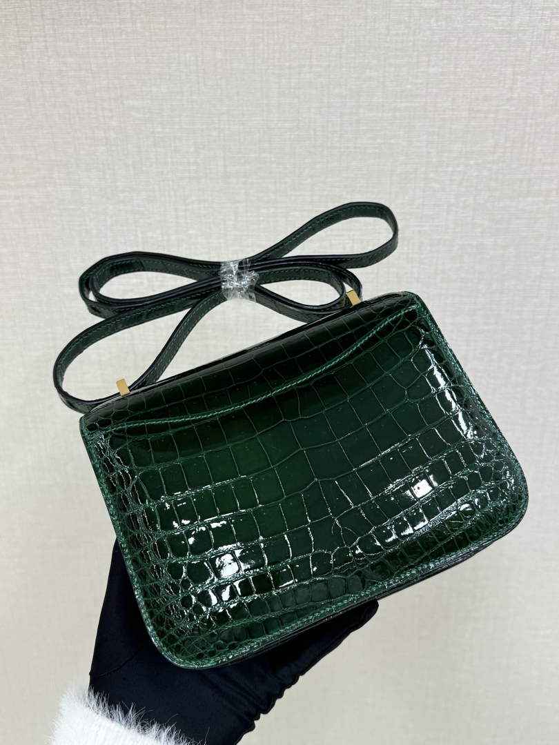 Hermes Constance Crocodile Leather Green Gold H282267