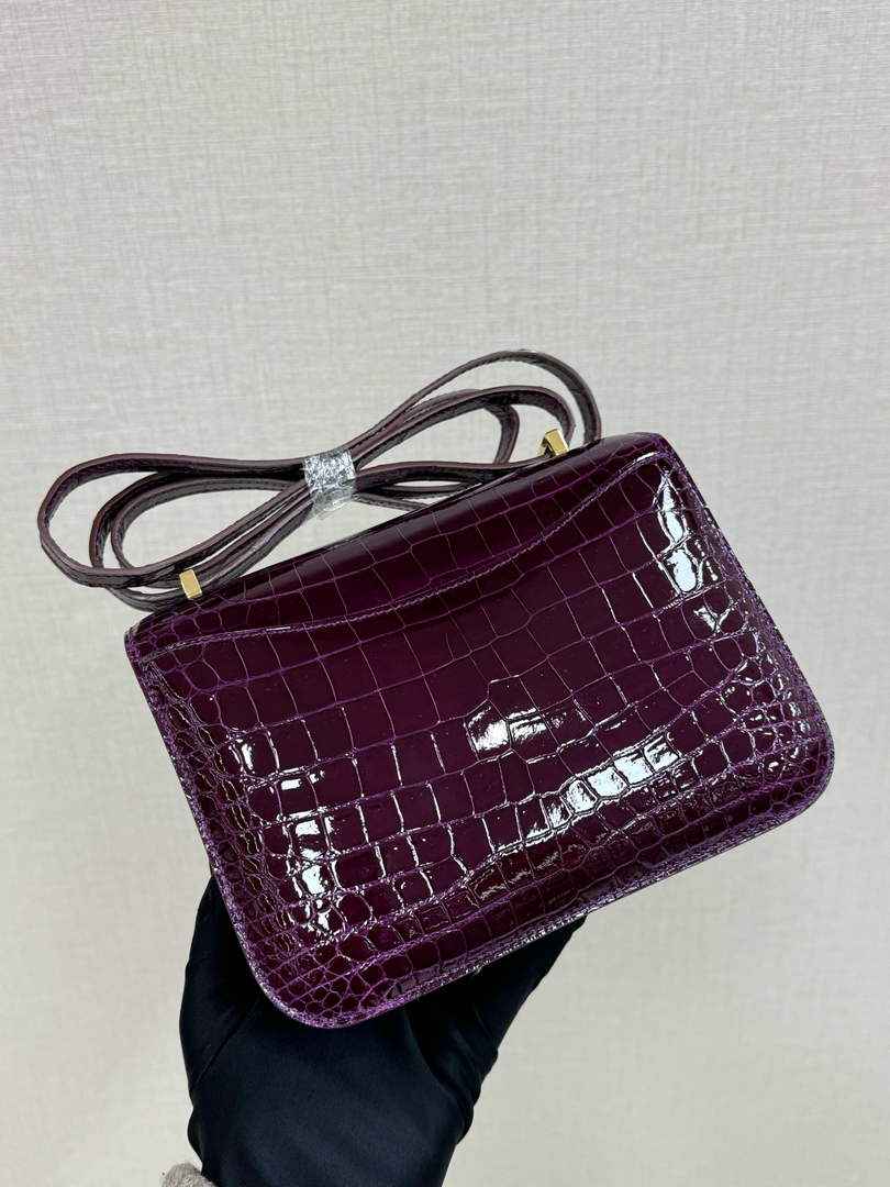 Hermes Constance Crocodile Leather Dark Purple Gold H282271