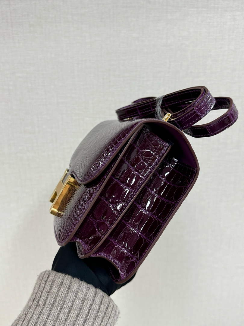 Hermes Constance Crocodile Leather Dark Purple Gold H282271