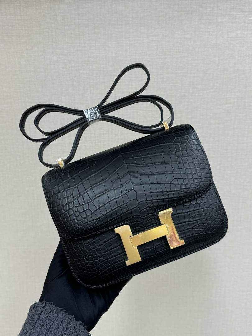 Hermes Constance Crocodile Leather Bag Black Gold H282275