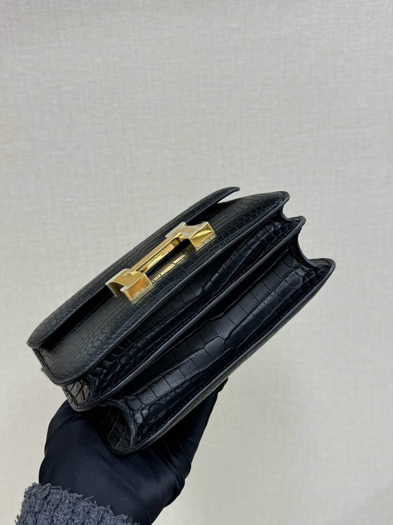 Hermes Constance Crocodile Leather Bag Black Gold H282275