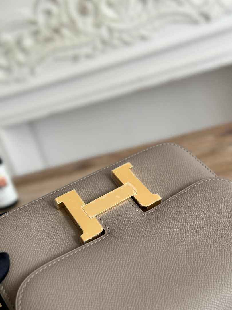 Hermes Constance Epsom Leather 19cm Gray Gold H082205