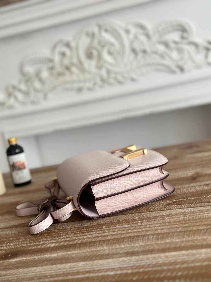 Hermes Constance Epsom Leather 19cm Light Pink Gold H082215
